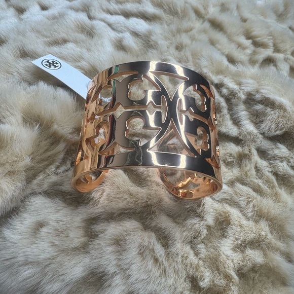 Tory Burch Wife Elegant Rose Gold Cuff Bracelet - Picture 1 of 7